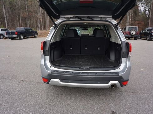 Used 2019 Subaru Forester Touring w/ Popular Package #3 image 17