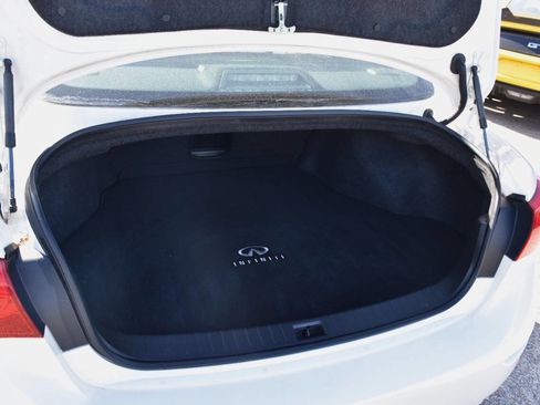 Used 2015 INFINITI Q50 Premium w/ Navigation Package AWD/4WD image 9