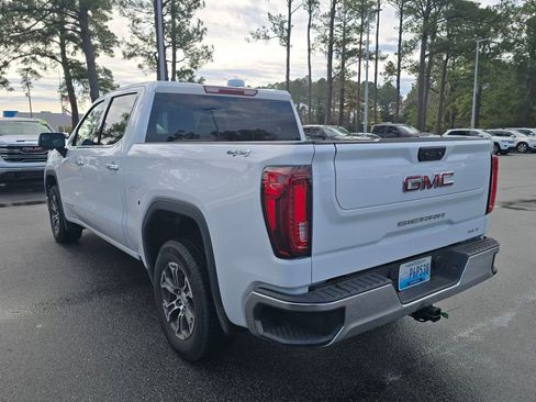 Used 2025 GMC Sierra 1500 SLT image 6