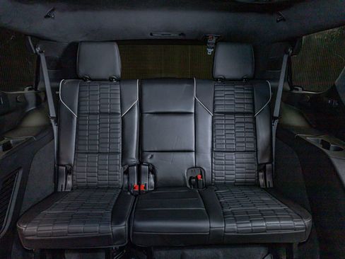 Used 2025 Cadillac Escalade Sport Platinum image 25