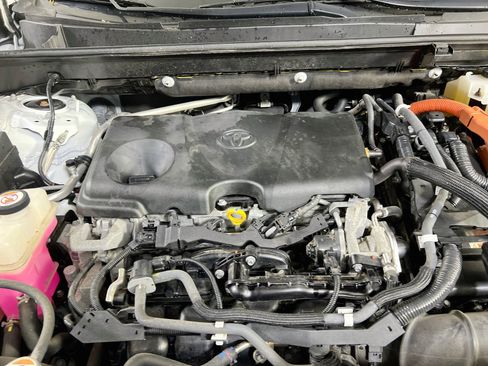 Used 2019 Toyota RAV4 XSE w/ Carpet Mat Package AWD/4WD image 29