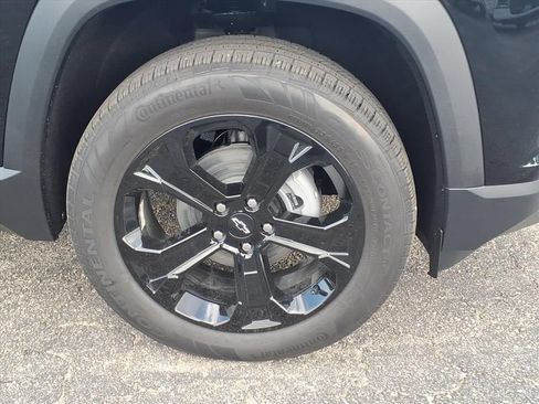 New 2027 Chevrolet Equinox LT w/ Convenience Package II FWD image 11