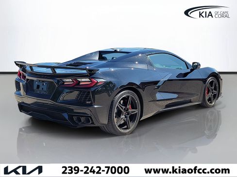 Used 2025 Chevrolet Corvette Stingray Preferred Conv w/ Z51 Performance Package RWD image 3