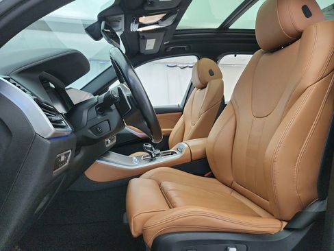 Used 2022 BMW X5 xDrive40i AWD/4WD image 48