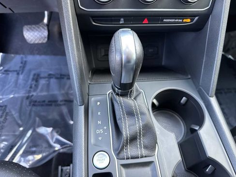 Used 2022 Volkswagen Atlas SE image 30