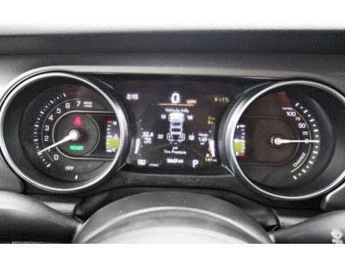 Used 2023 Jeep Wrangler Unlimited w/ Cold Weather Group AWD/4WD image 14