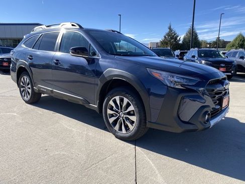 New 2025 Subaru Outback Limited image 7