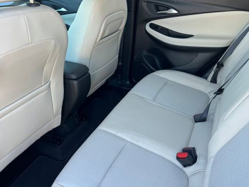 Used 2023 Buick Encore GX Select image 9