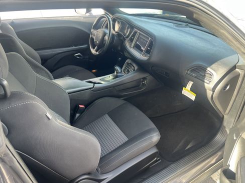 Used 2023 Dodge Challenger GT image 10