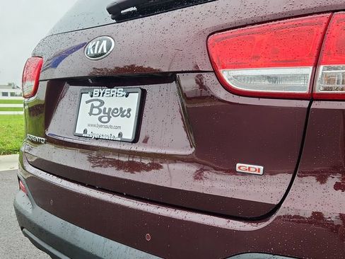 Used 2016 Kia Sorento AWD w/ LX Convenience Package image 16