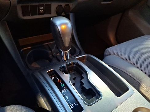 Used 2014 Toyota Tacoma 4x4 Double Cab image 21