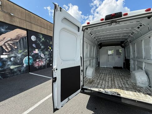 Used 2023 RAM ProMaster 3500 FWD image 24