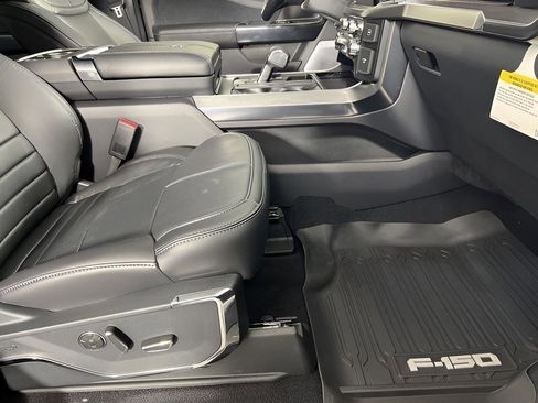 Used 2025 Ford F150 Platinum w/ Equipment Group 702A High image 26