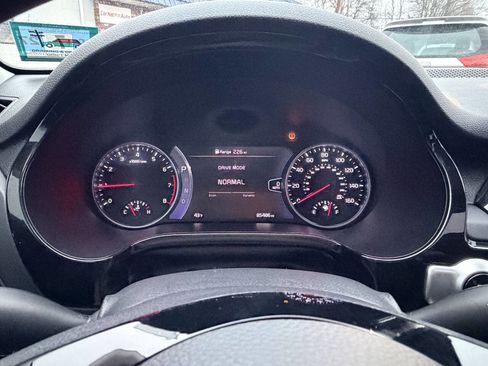 Used 2021 Kia Seltos SX w/ SX Sunroof Package image 31