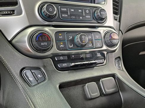 Used 2018 Chevrolet Tahoe LT AWD/4WD image 17