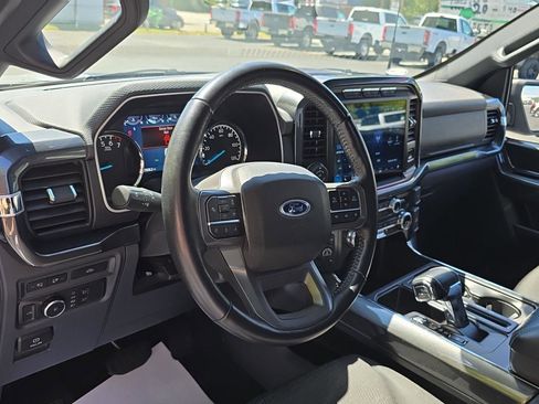 Used 2022 Ford F150 XLT w/ Equipment Group 302A High image 17