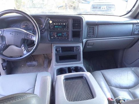 Used 2004 Chevrolet Tahoe LT w/ LT Preferred Equipment Group image 10