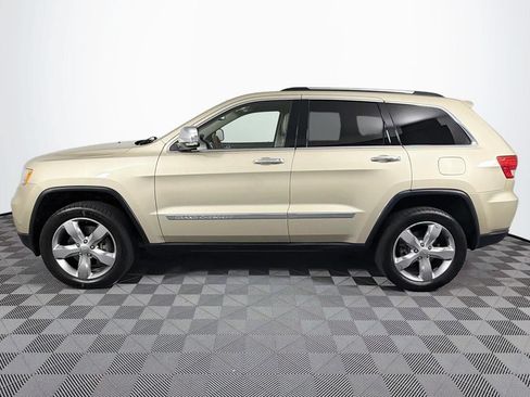 Used 2012 Jeep Grand Cherokee Overland AWD/4WD image 7