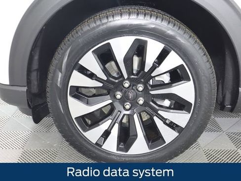 New 2026 Ford Explorer Platinum w/ LUX Leather Package image 14