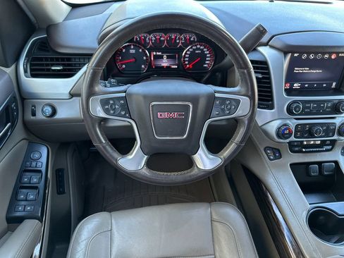 Used 2016 GMC Yukon SLT w/ Open Road Package RWD image 13