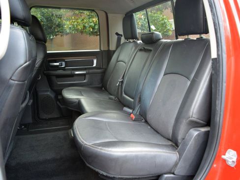 Used 2015 RAM 2500 Laramie AWD/4WD image 12