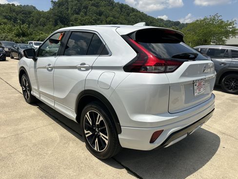 Used 2025 Mitsubishi Eclipse Cross SEL AWD/4WD image 5