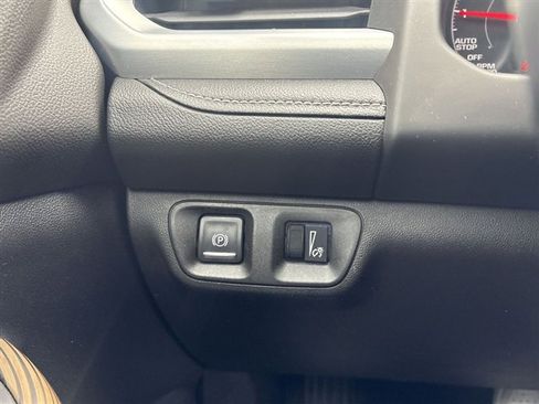 Certified 2019 GMC Acadia SLE FWD image 17