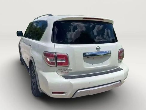 Used 2017 Nissan Armada SL image 10
