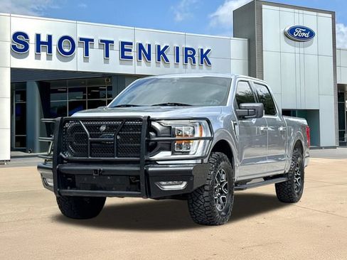 Used 2021 Ford F150 XLT w/ Equipment Group 302A High AWD/4WD image 3