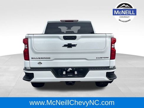 Used 2025 Chevrolet Silverado 1500 Custom w/ Turbomax Blackout Package image 7