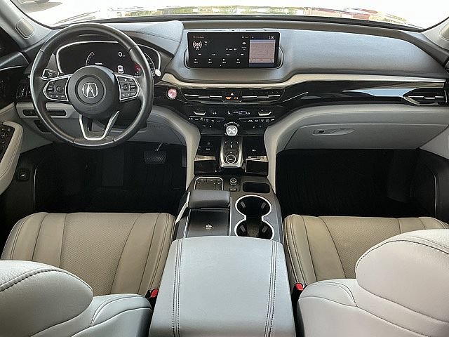 Used 2023 Acura MDX w/ Technology Package FWD image 16