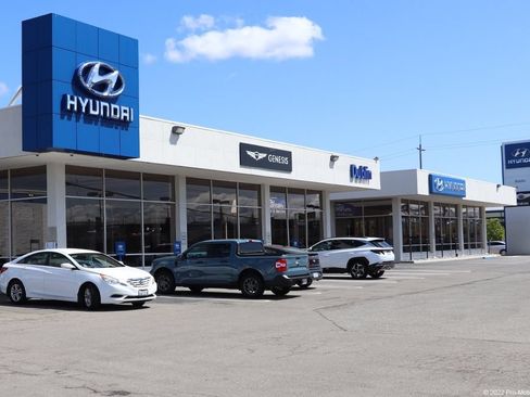 Used 2025 Hyundai Tucson Limited AWD/4WD image 33