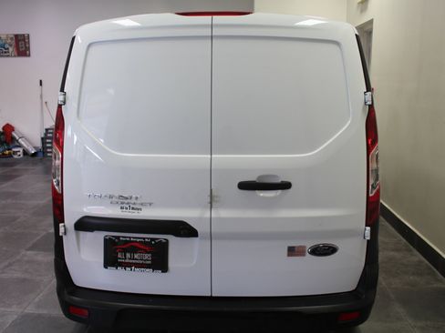 Used 2023 Ford Transit Connect XL image 5