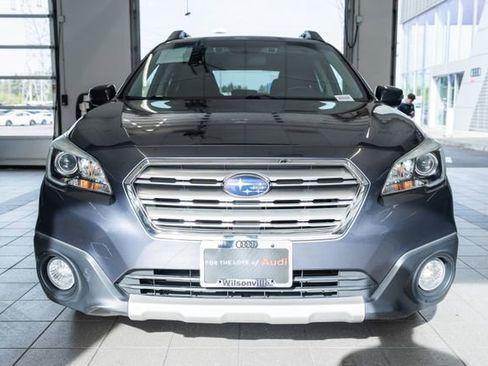 Used 2016 Subaru Outback 2.5i Limited image 2