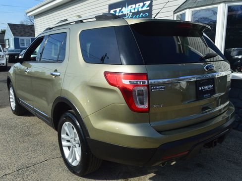 Used 2013 Ford Explorer XLT image 3