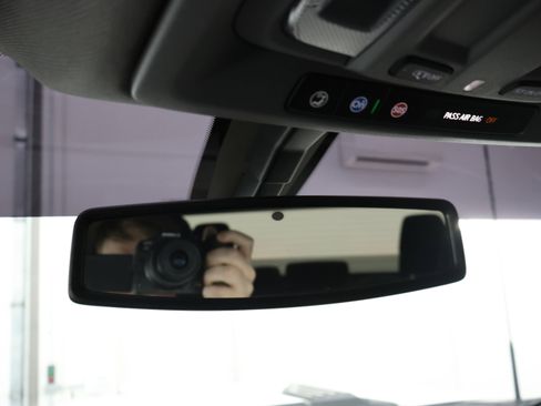 Used 2022 Chevrolet Silverado 2500 LT w/ Z71 Sport Edition image 50