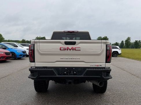 Used 2026 GMC Sierra 2500 AT4X AWD/4WD image 7