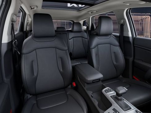 New 2026 Kia Sportage EX FWD image 15
