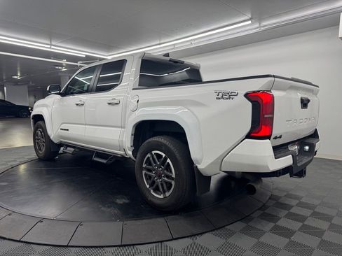 Certified 2024 Toyota Tacoma TRD Sport AWD/4WD image 6