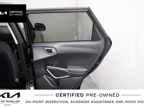 Certified 2025 Kia Soul LX w/ LX Technology Package FWD image 14