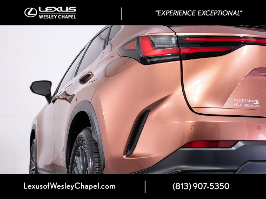 Used 2025 Lexus NX 250 FWD w/ Accessory Package (2T) image 6