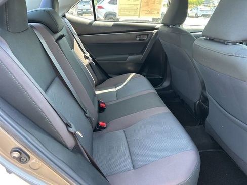 Used 2018 Toyota Corolla LE w/ LE Premium Package FWD image 17