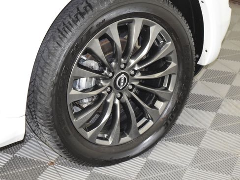 Used 2022 Nissan Armada Platinum w/ Captain's Chairs Package image 52