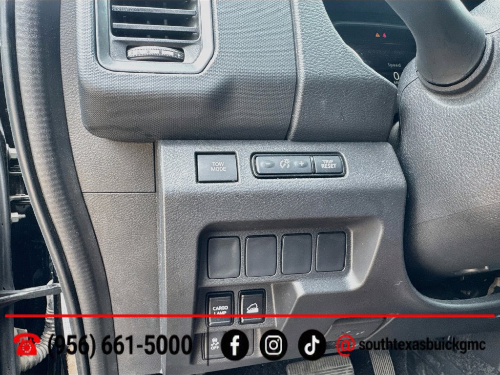 Used 2022 Nissan Frontier SV AWD/4WD image 20