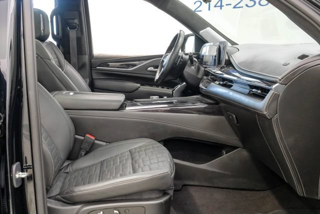 Used 2023 Cadillac Escalade V AWD/4WD image 46
