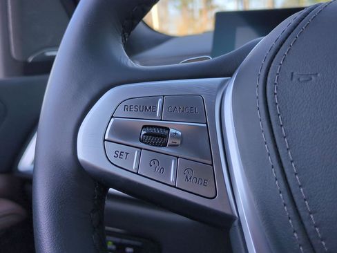 Used 2026 BMW X7 xDrive40i image 19