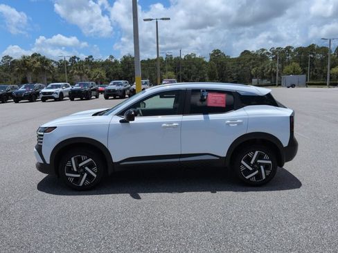 Certified 2026 Nissan Kicks SV FWD image 7