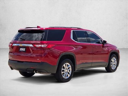 Used 2021 Chevrolet Traverse LT FWD image 5