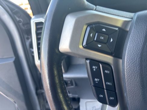 Used 2022 Ford F250 Lariat w/ Tremor Off-Road Package image 32