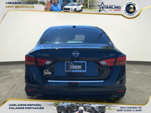Used 2023 Nissan Altima 2.5 SV w/ SV Premium Package image 5